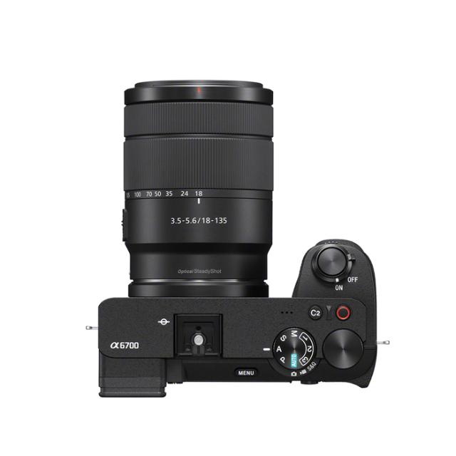 SONY ALPHA 6700 KIT W. 18-135MM F/3.5-5.6 OSS