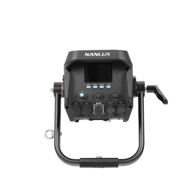 NANLUX EVOKE 900C W FL-35YK SPOT LIGHT & FLIGHTCAS