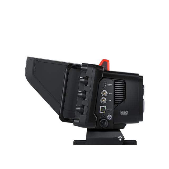 BLACKMAGIC STUDIO CAMERA 6K PRO EF-MOUNT