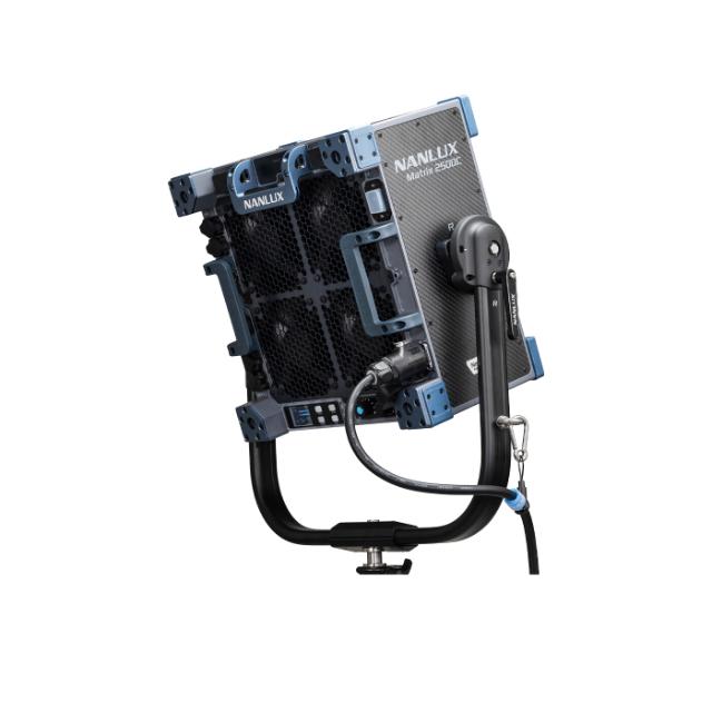 NANLUX Evoke Matrix 2500C Full-color Kit 1
