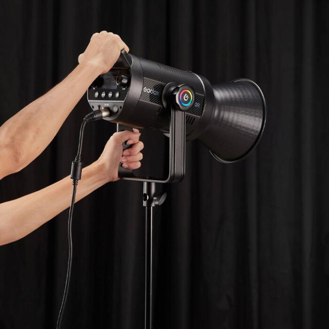 GODOX SL300R RGB LED VIDEO LIGHT