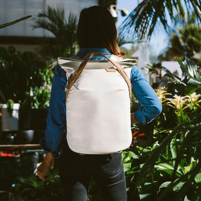 PEAK DESIGN EVERYDAY TOTEPACK 20L V2 - BONE //