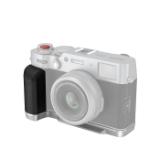 S4555-LANG1-9be17c21-08c3-452a-a06e-f44d5d3dad4f SmallRig L-formet greb til Fujifilm X100VI/X100V kamera, forbedret håndtering og stabilitet.