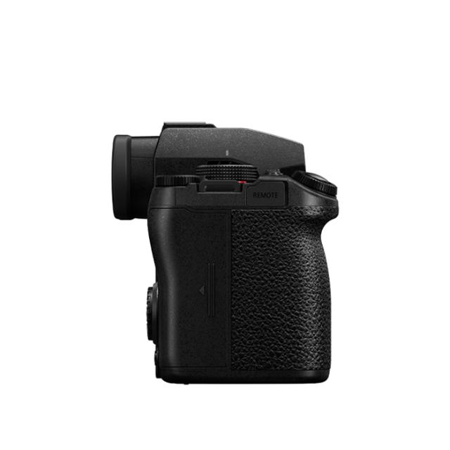 PANASONIC LUMIX S5 MK2X BODY