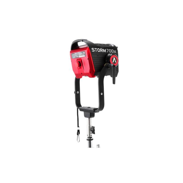 APUTURE STORM 700X