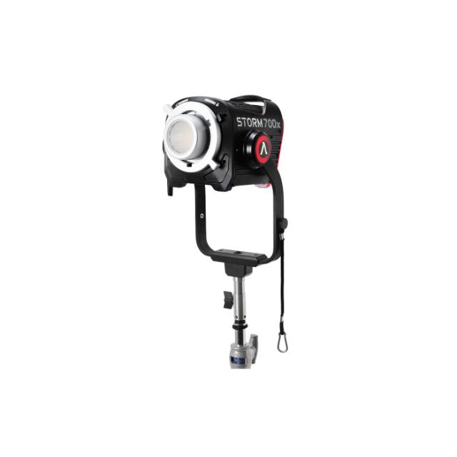 APUTURE STORM 700X